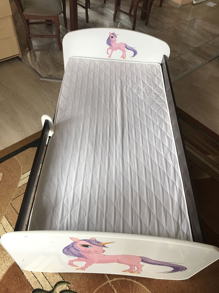 Łóżko dzieciece 180x90 plus materac