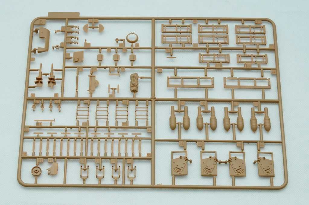 1/35 Trumpeter 00352 French tank 39(H)SA38 37mm gun+Tracks Hobby Boss