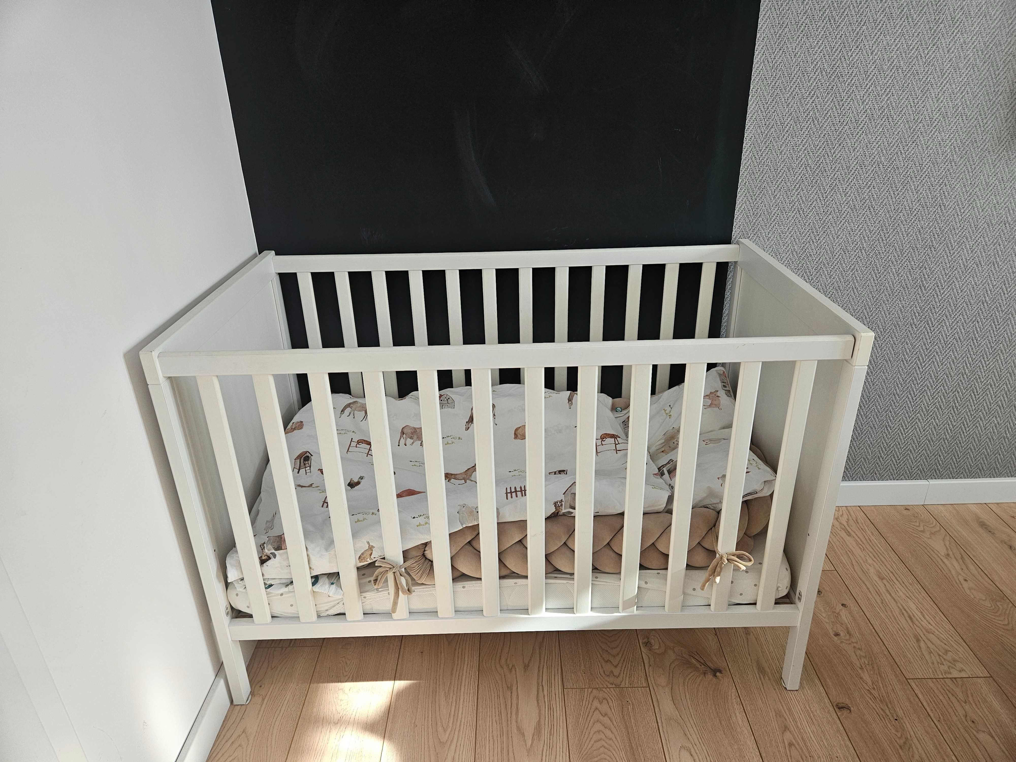Łóżeczko niemowlęce białe IKEA SUNDVIC