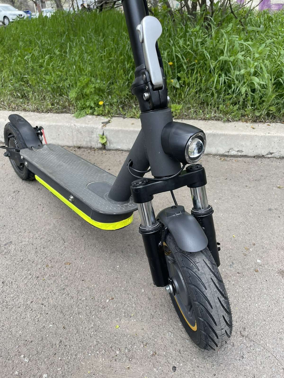 Амортизационная вилка на Xiaomi M365 Pro/ Crosser E9/ LikeBike One