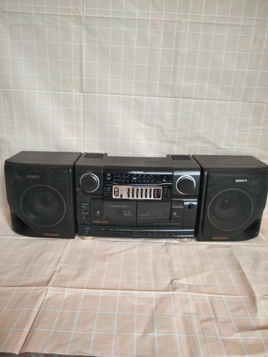 Sony CFS-717S робочий