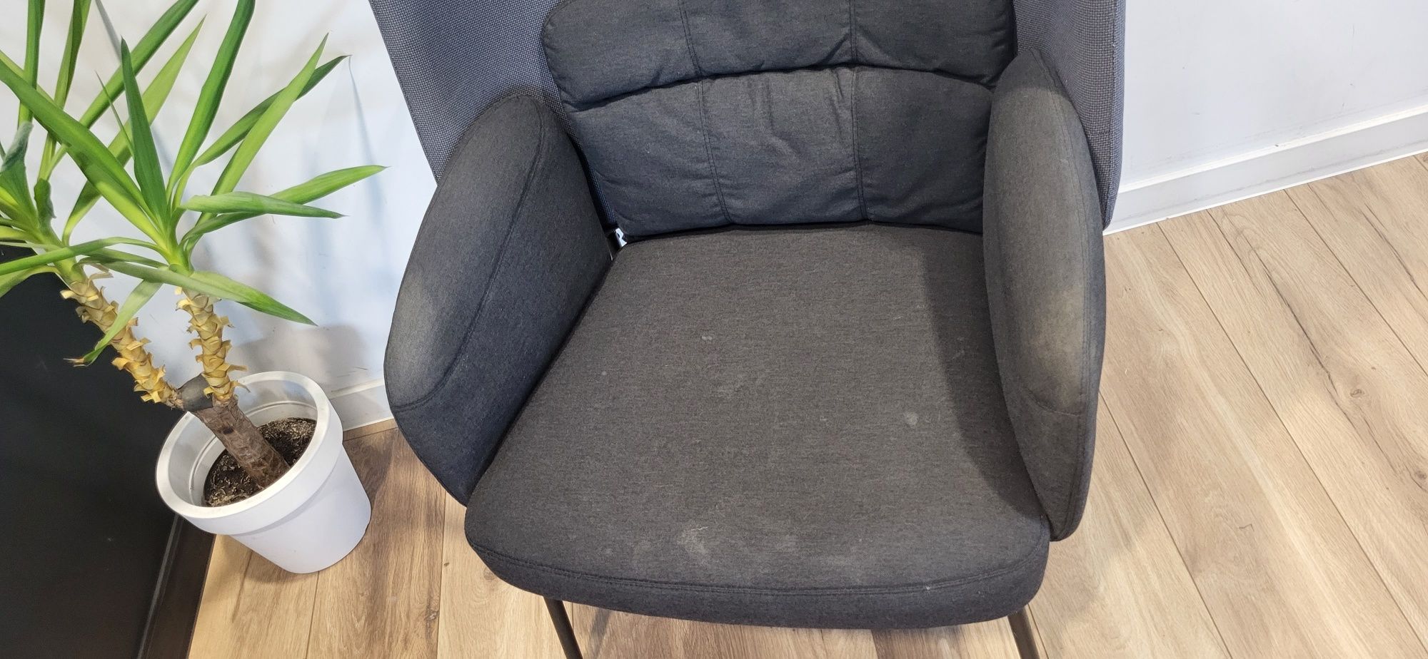 Fotel ikea uszak