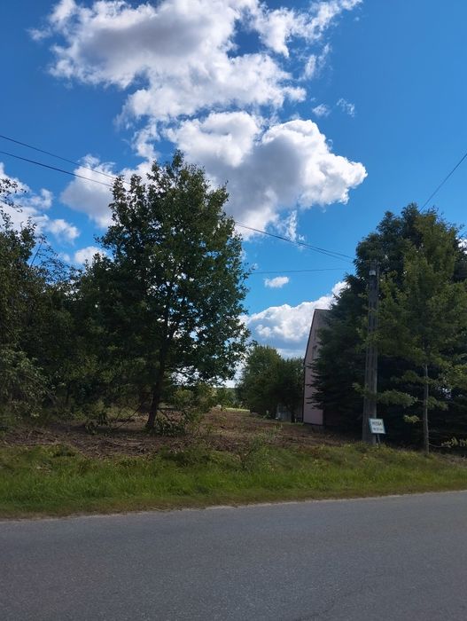 Sprzedam  piękną działkę budowlaną.