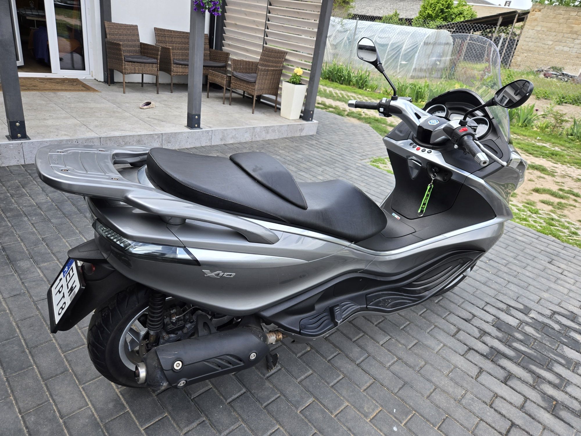 Piaggio x10 125 cm