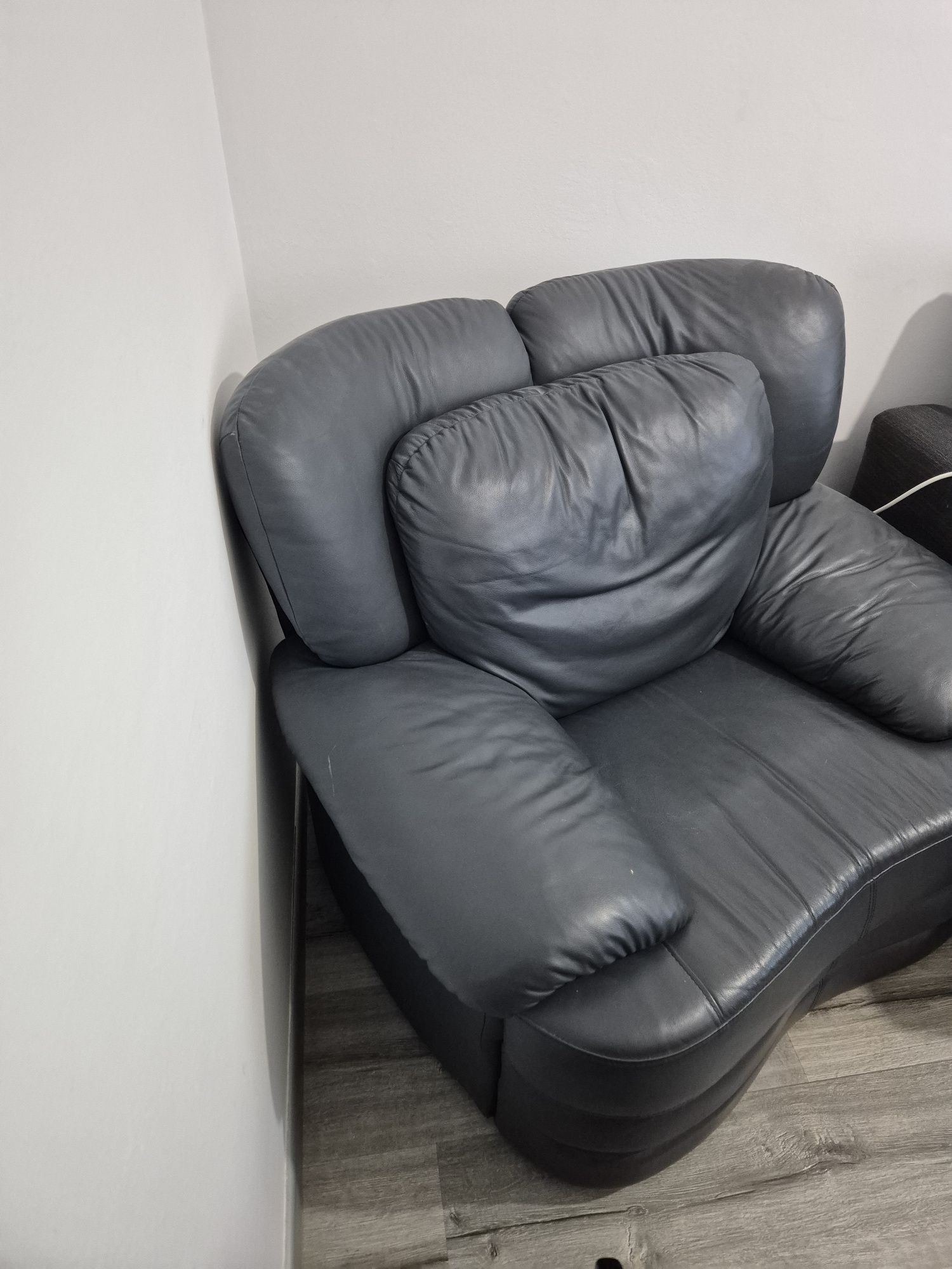 2 poltronas- 350 euros negociáveis