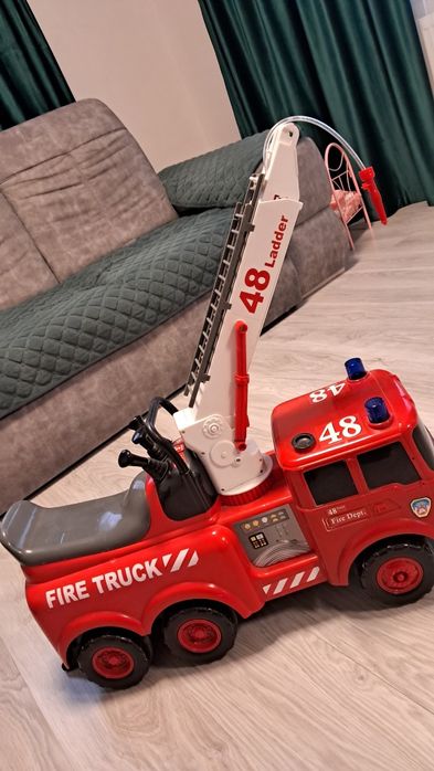 Машинка пожежна,каталка