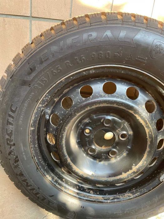 зимові шини шиповані General Altimax arctic 215/65 r16 з дисками