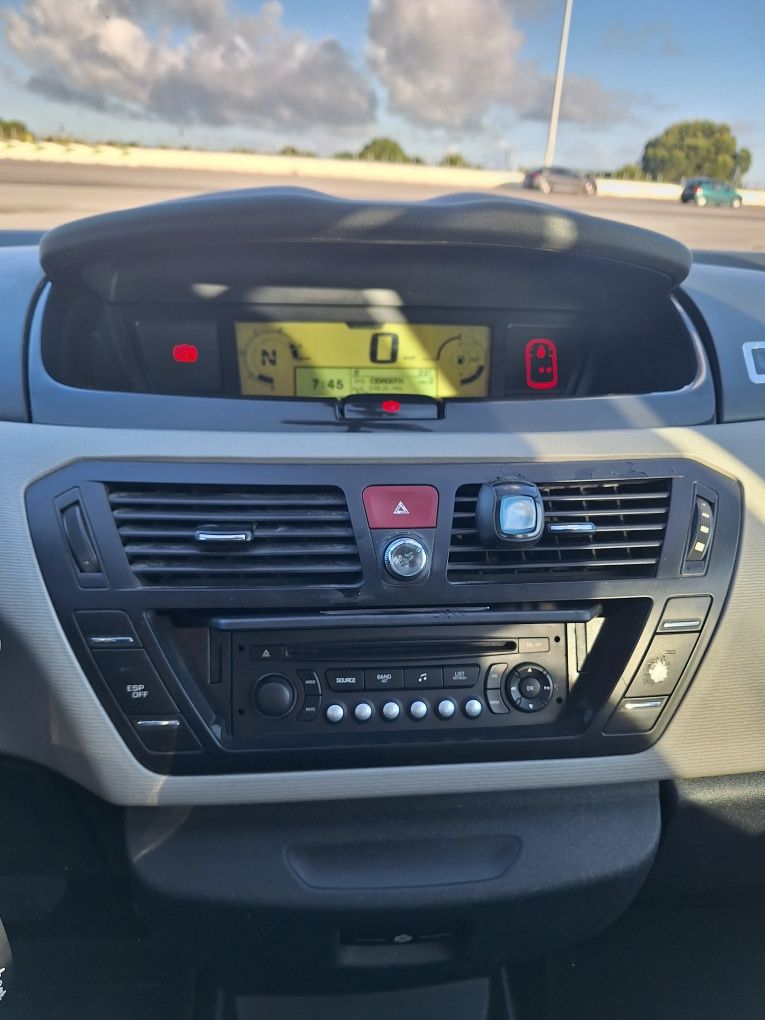 Citroen c4 grand picasso 7 lug