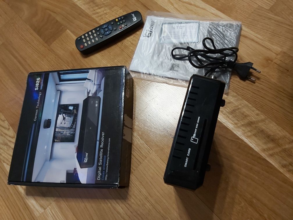 Супутниковий тюнер,  ресивер Galaxy innovations s1026