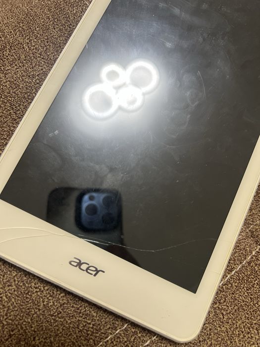 Планшет      Acer