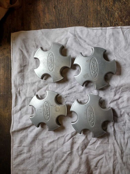 Ford Galaxy I oryginalne dekielki emblematy felg aluminiowych - okazja