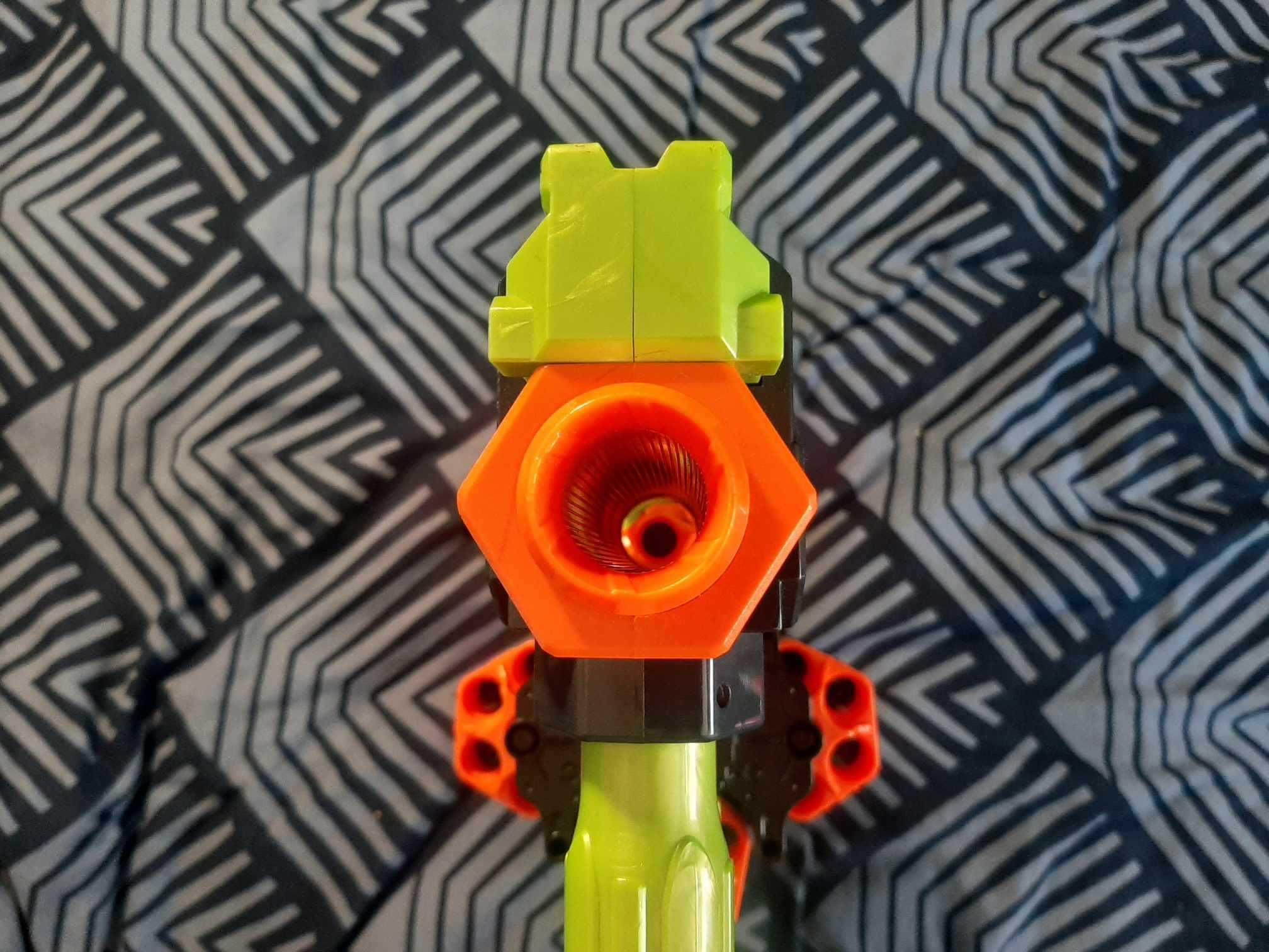 Pistolet Nerf Zombie Strike Doominator