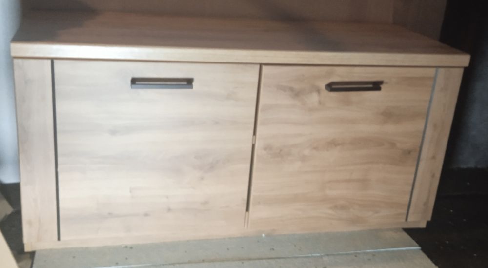 Szafka na buty do przedpokoju