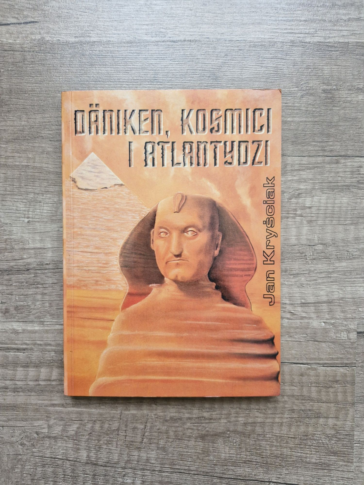 Jan Kryściak Daniken, Kosmici i Atlantydzi