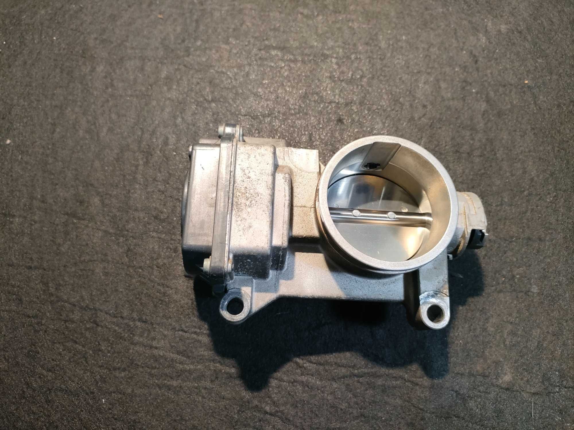 Laguna II Espace IV Clio II  przepustnica 1,6-1,8-2,0 -  16v