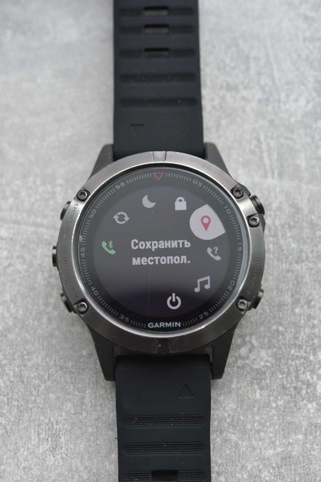 Garnin Fenix 5 чорний колір