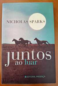Juntos ao luar - Nicholas Sparks (portes incluídos)
