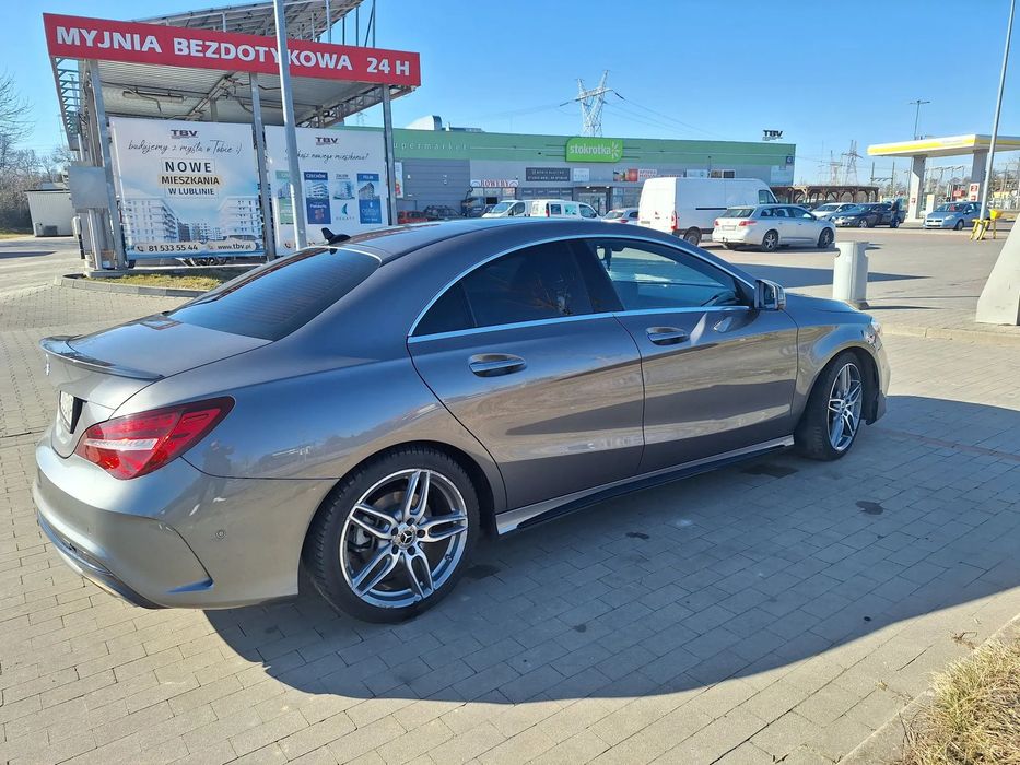 Mercedes-Benz CLA Mercedes-Benz CLA250  2018 stan idealny