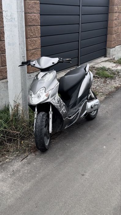 Мопед Yamaha jog r