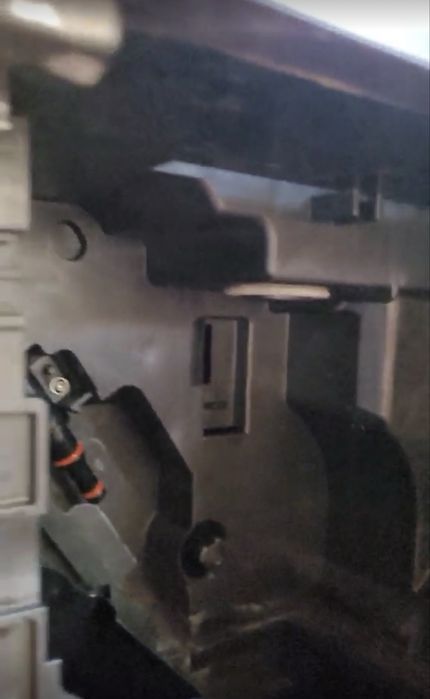 Кавомашина кофемашина 2024 рік 1,5 року Philips LatteGo EP2200