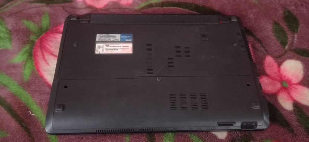 Ноутбук ASUS 111111