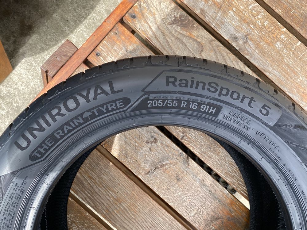 Продам літню резину Uniroyal RainSport 5 205/55 R16