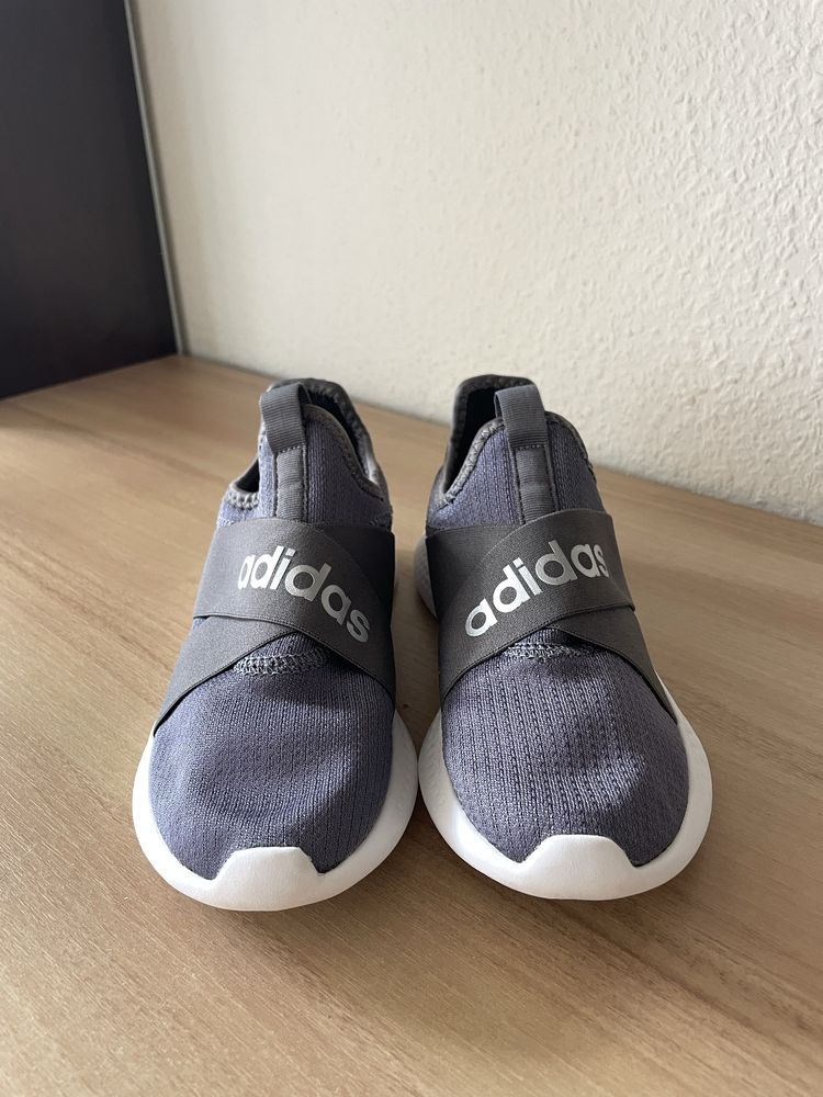Мокасини Adidas жіночі 37 розмір