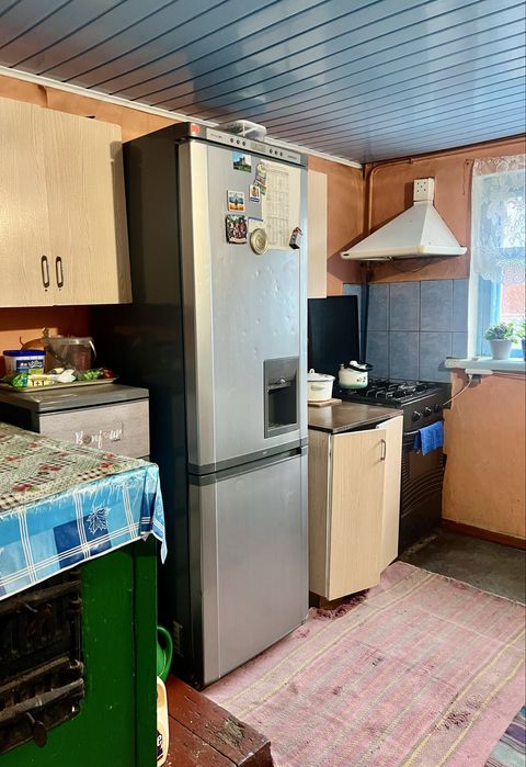 Терміново продам будинок + сот. землі м.Славута