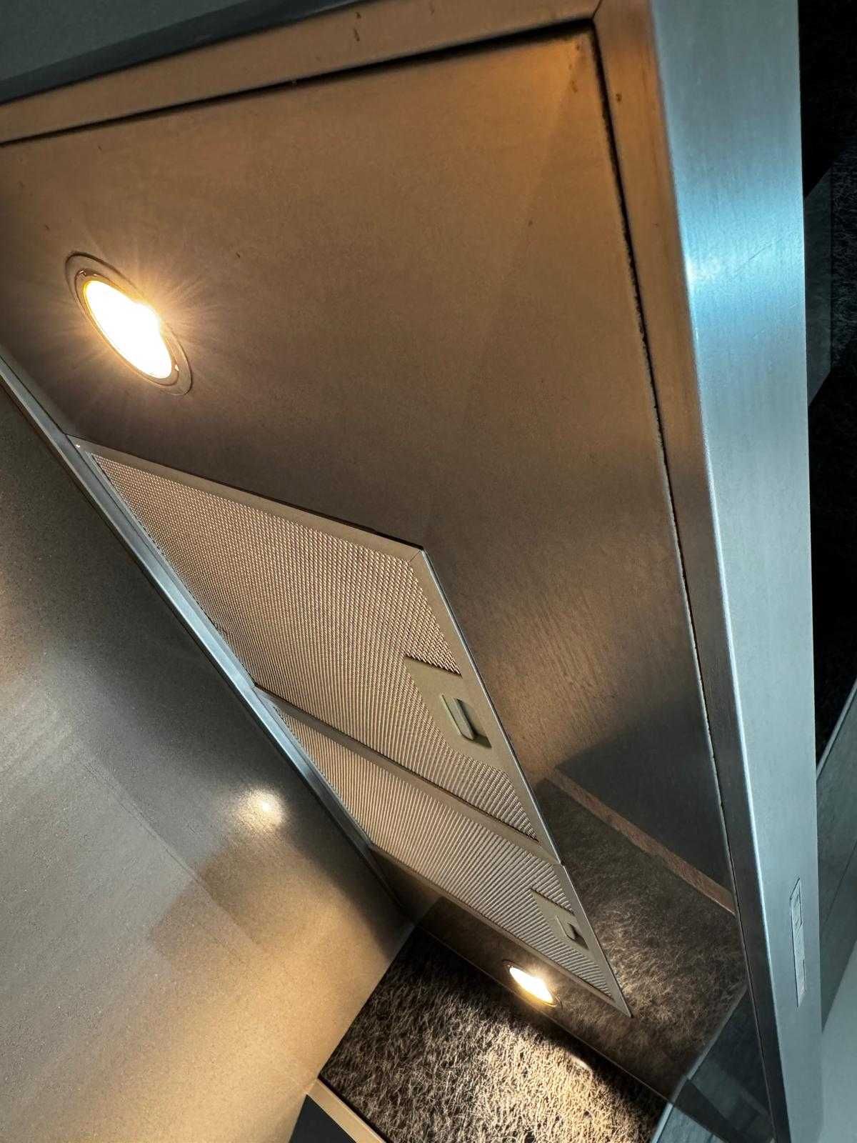 Exaustor de chaminé em Inox AEG