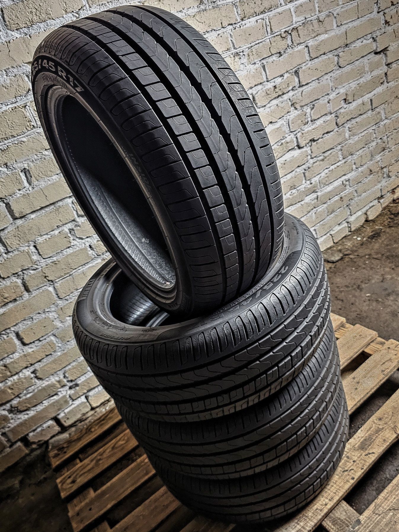 225/45r17 Pirelli | 2023 | Italy | 8/7mm | Літні шини | Вигідна ціна