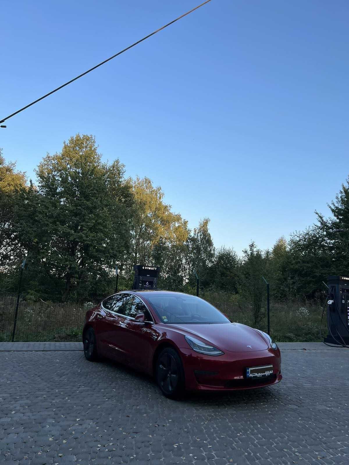 Tesla model 3 Long Range