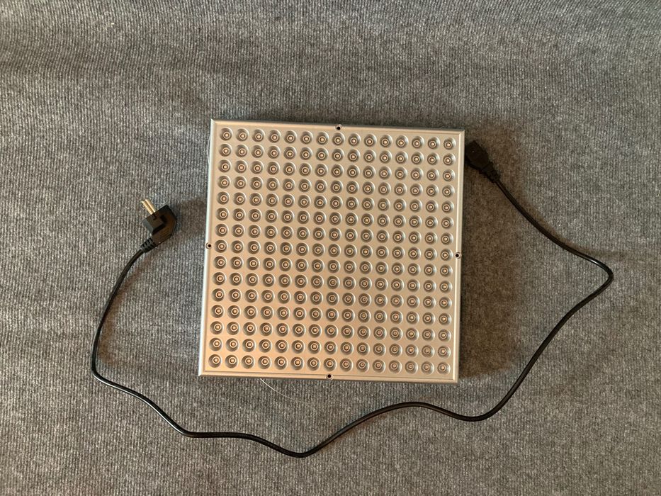 Lampa LED do wzrostu i uprawy roślin 45W 225D