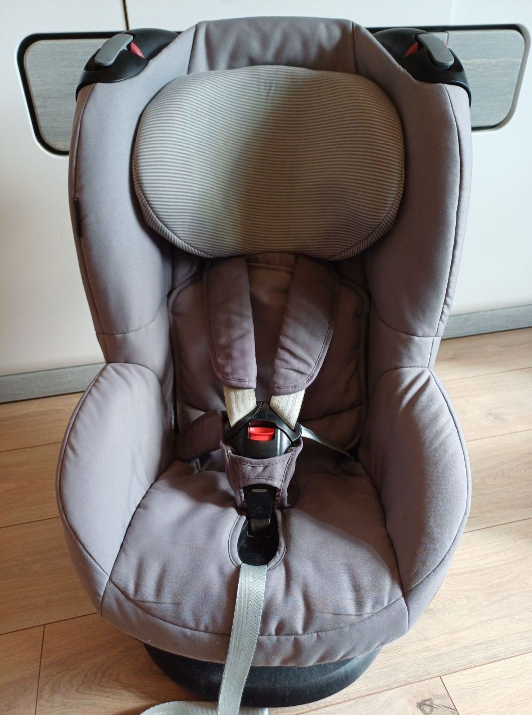 Fotelik samochodowy Maxi-Cosi Tobi 9-18 kg