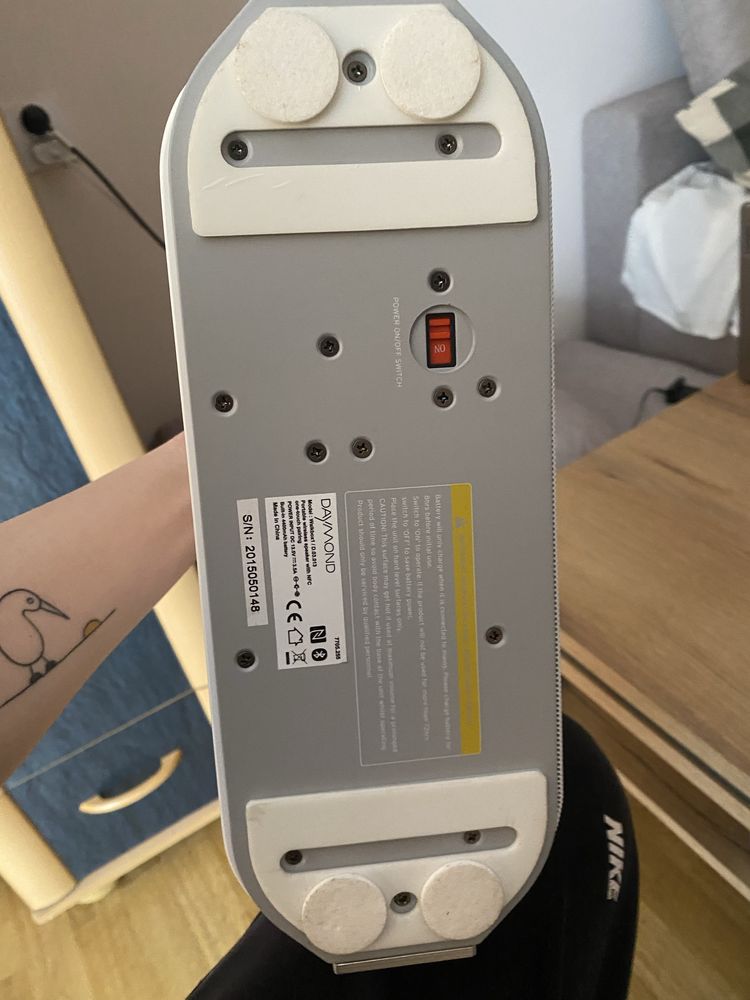 Głośnik bezprzewodowy DAYMOND walkbox z funkcją NFC