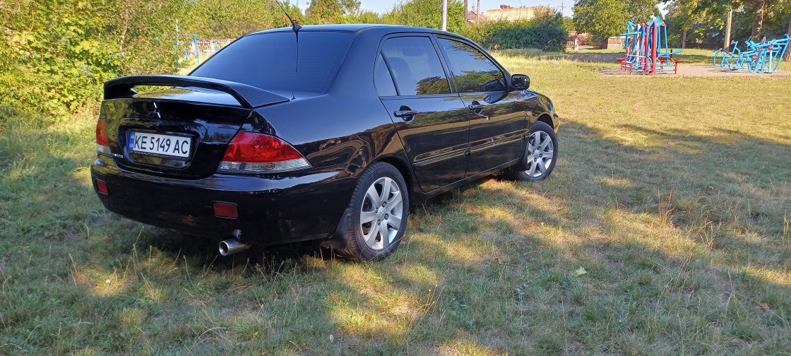 Продам авто mitsubishi lancer 9