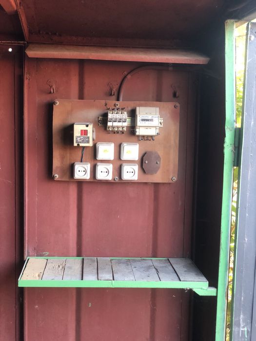 Металевий гараж в оренду