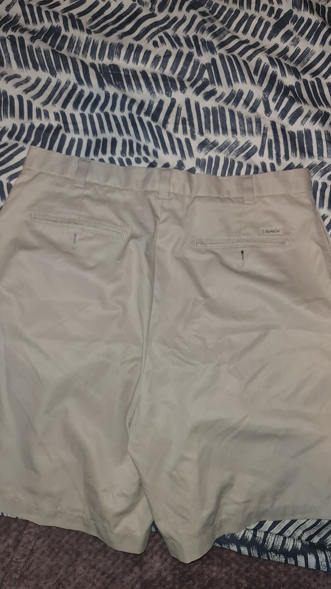 Calção/Bermuda bege masculina da Daniel Cremieux