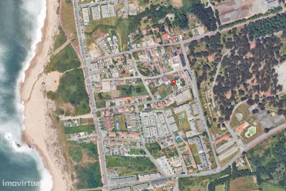 Terreno Perto da Praia