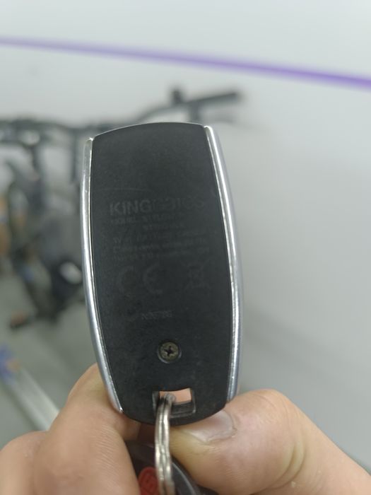 Napęd do bramy gareżowej