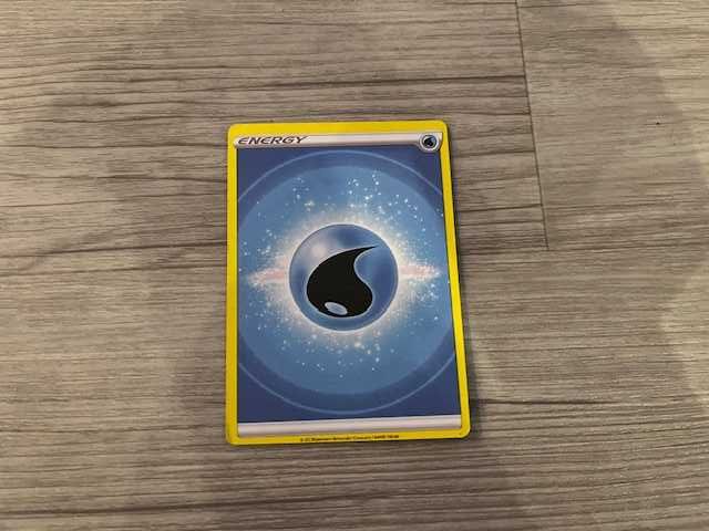 Karty pokemon energy