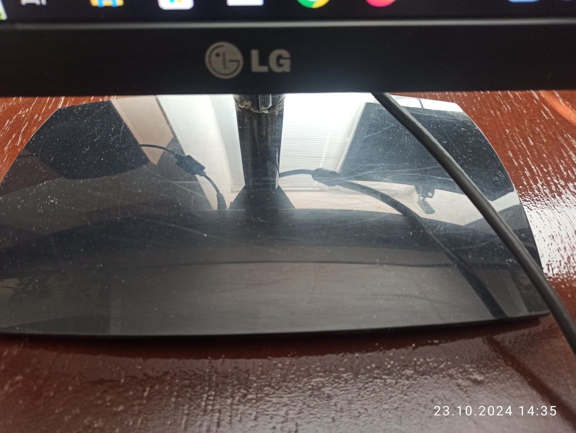 Монитор lg flatron e 2251