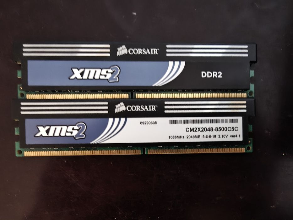 Pamięć RAM DDR2 2x2GB (4GB) 1066MHz CL5 CORSAIR XMS2