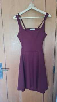 Vestido Bordo Pull and Bear