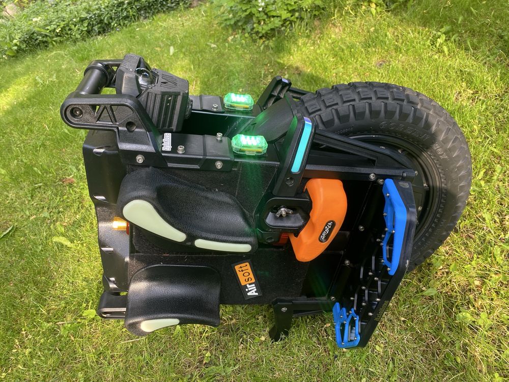 Monocykl elektryczny Veteran Patton 66 lbs