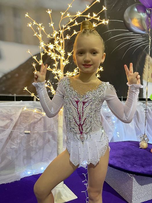 Купальник для виступу художньої гімнастик