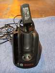 Carregador Bosch IXO 3 e 4.