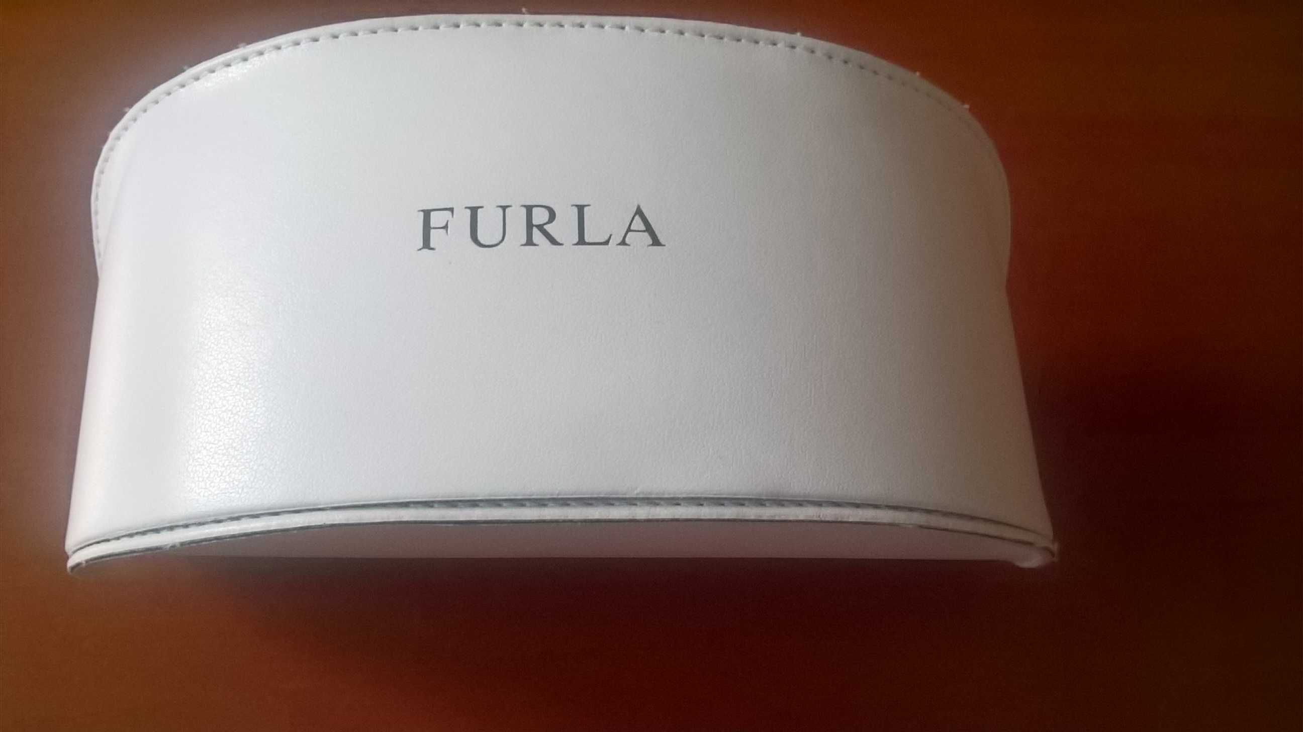 Furla - nowe etui na okulary