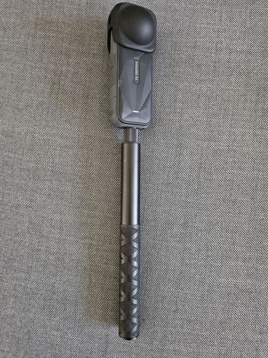 Insta360 x5 com acessórios