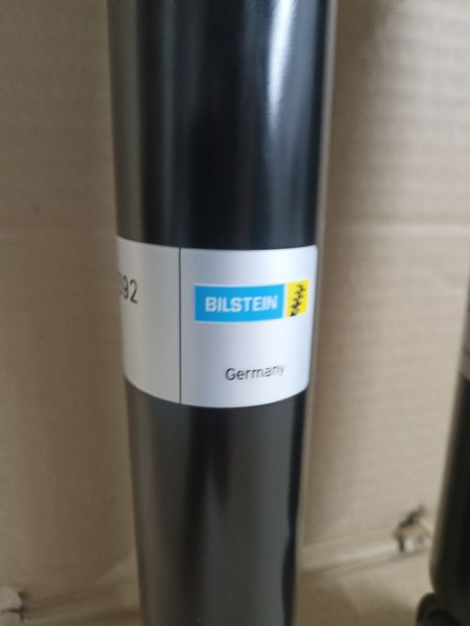 Bilstein заний амортизатор на Кашкай