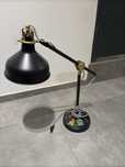 Lampa czarna firmy Ikea
